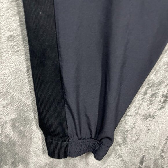 Athleta Brooklyn Jogger Pants Womens 10 Black Stretch Pull On Pockets Outdoors - Picture 4 of 7
